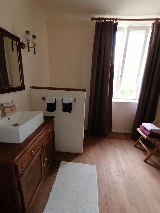 Authentieke Franse Kamer. Melay  Exterior foto